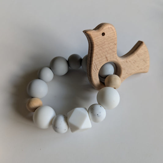 Rattle in Chickadee Grey