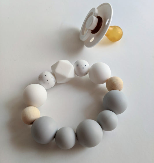 Teething Ring in Aspen Grey