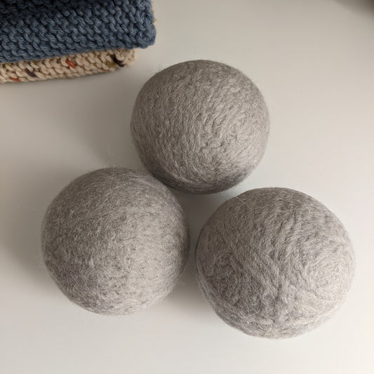 Wool Dryer Ball in Light Grey - Eco Conscious Laundry